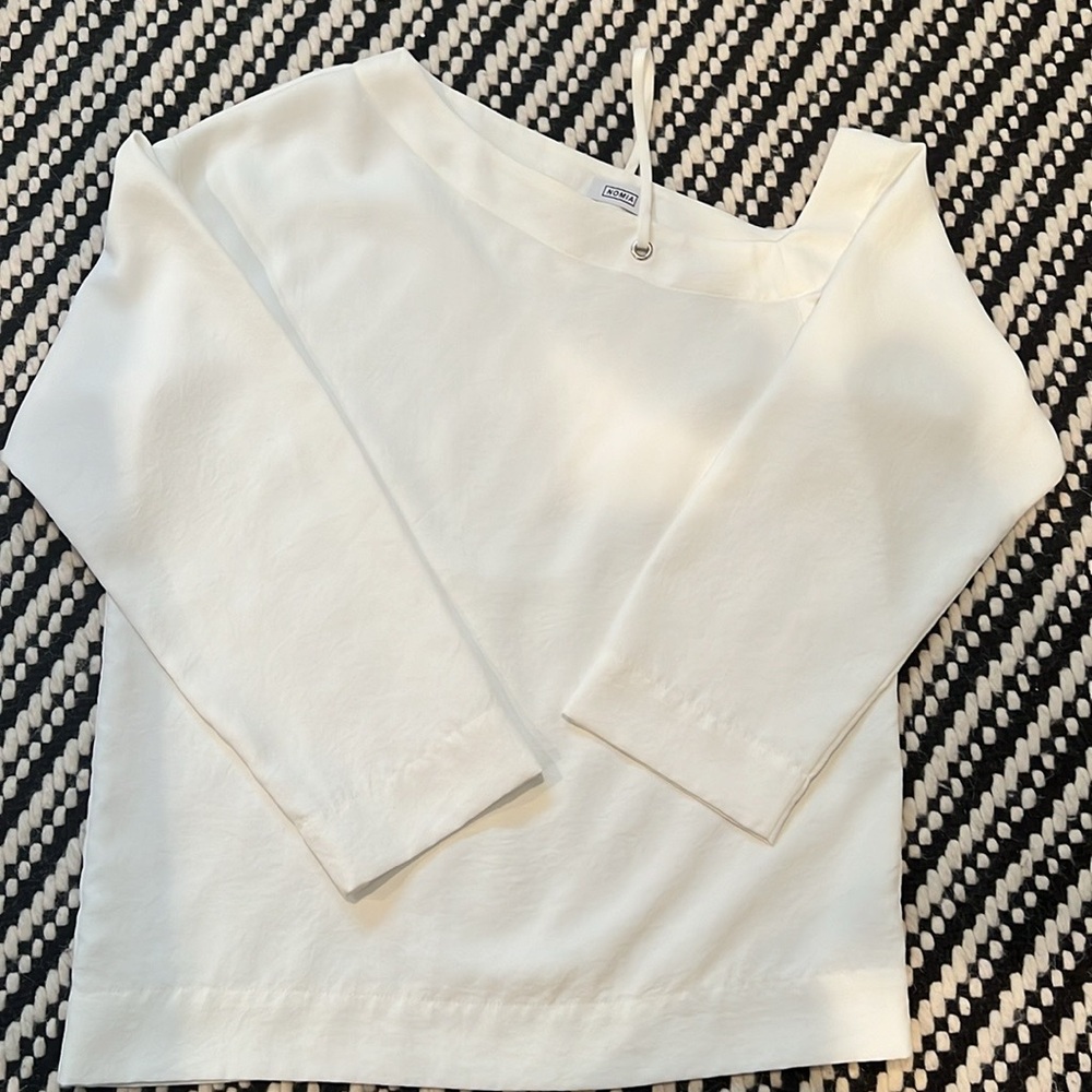 NOMIA white one shoulder top